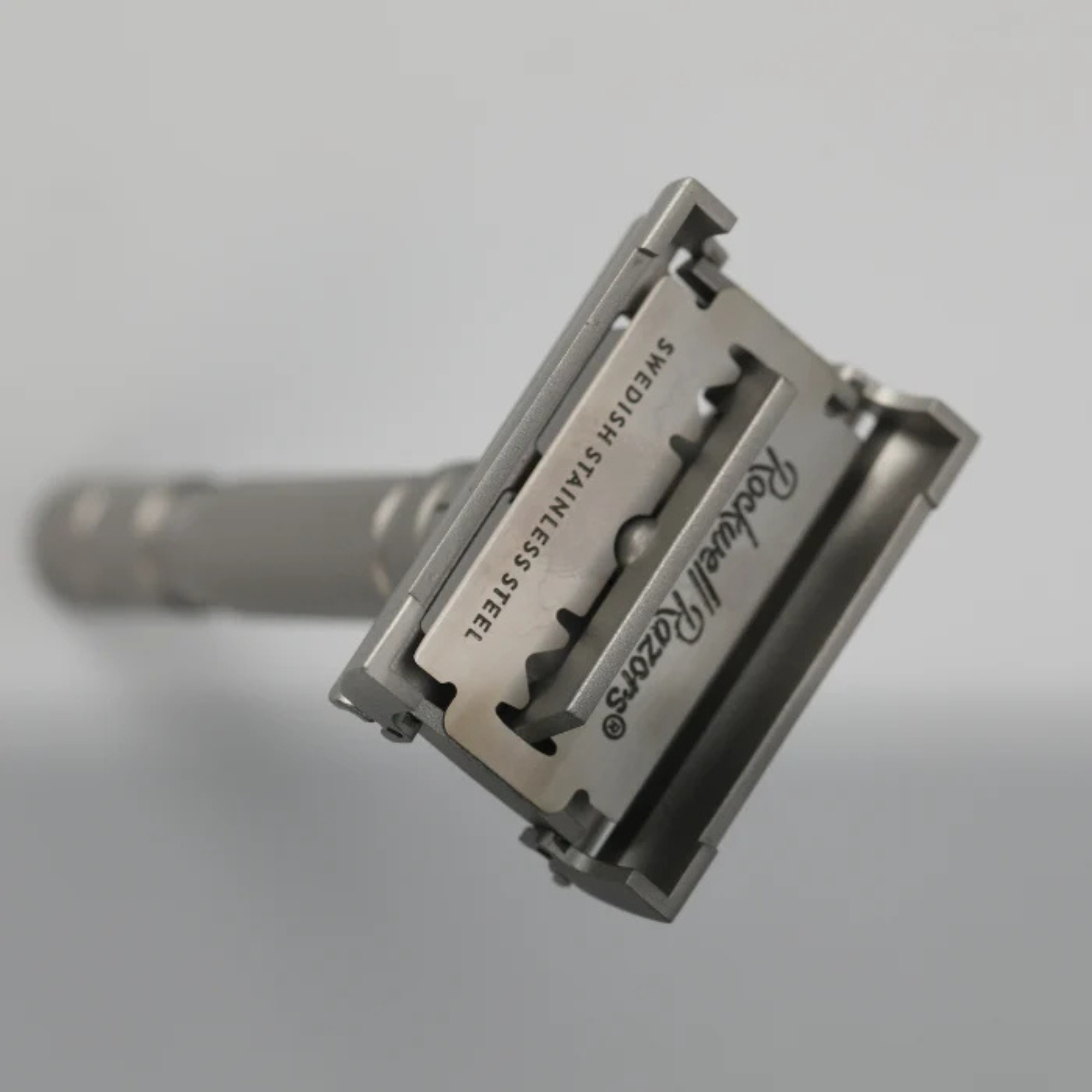 Image of Rockwell T2 Adjustable Twist-To-Open Stainless Steel DE Safety Razor - Matte Silver-2