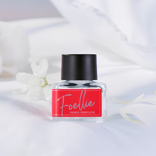 Image of FOELLIE Eau de Bébé Intim Parfum 5ml – Perfume Íntimo Coreano Floral y Limpio-2