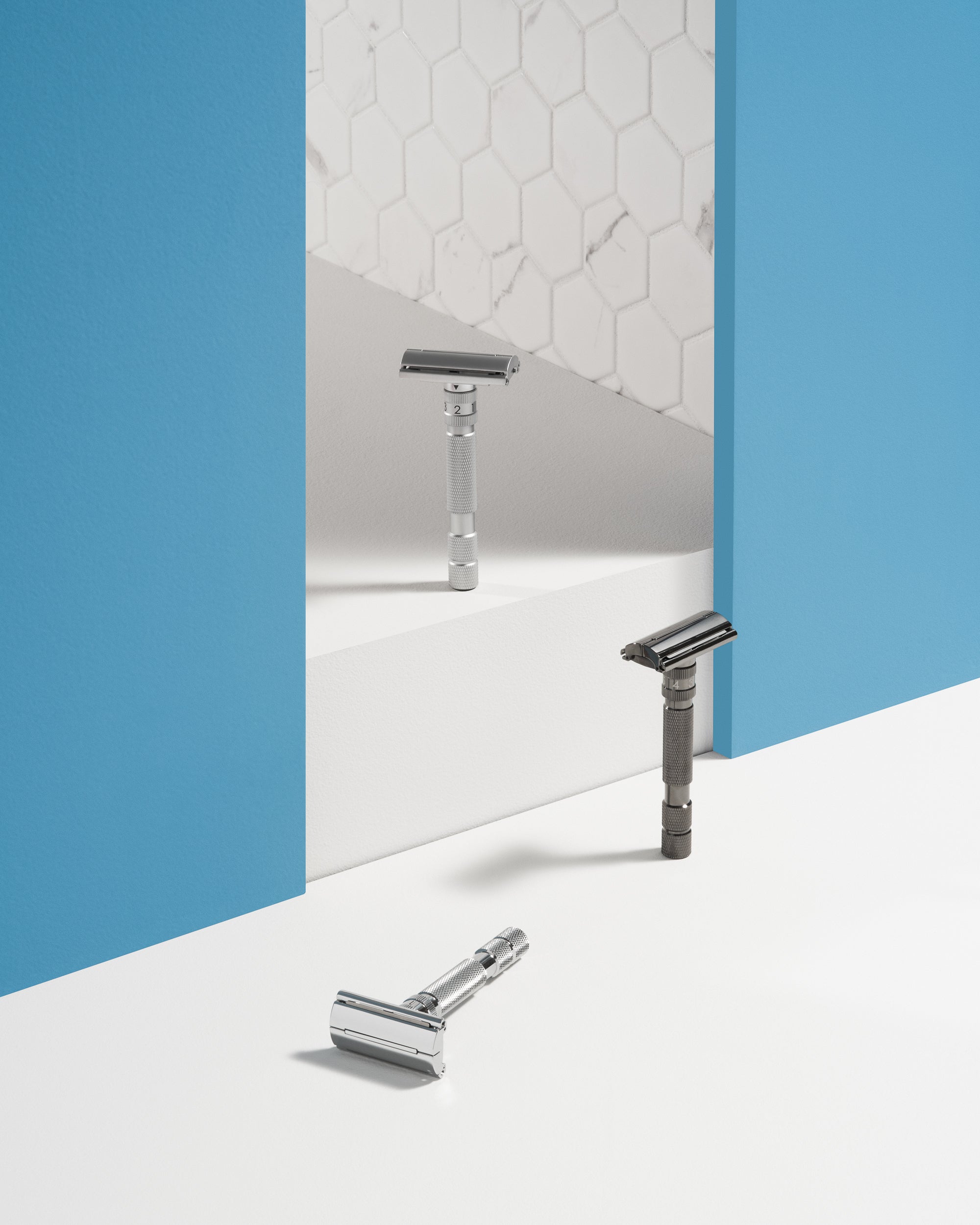 Image of Rockwell T2 Adjustable Safety Razor - White Chrome (Twist-to-Open)-3