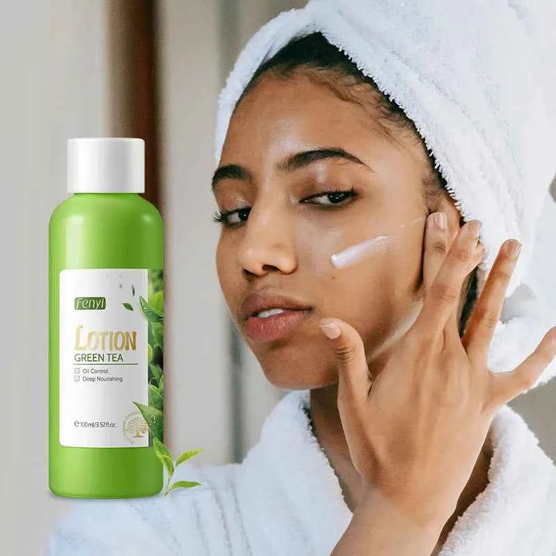 Image of Gesichtspflege-Set Sakura / Grüner Tee Gesichtscreme Nährende Haut Gesichtsserum Glättende Augencreme Hautpflege Koreanische Kosmetik