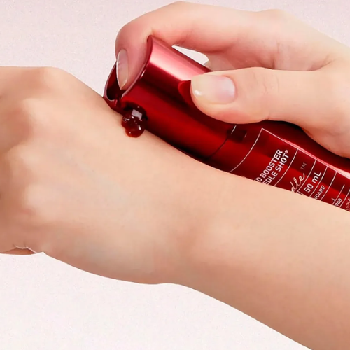Image of VT Cosmetics Red Booster Reedle Shot 100 – Booster Reafirmante con Sangre de Dragón y Microespículas-1