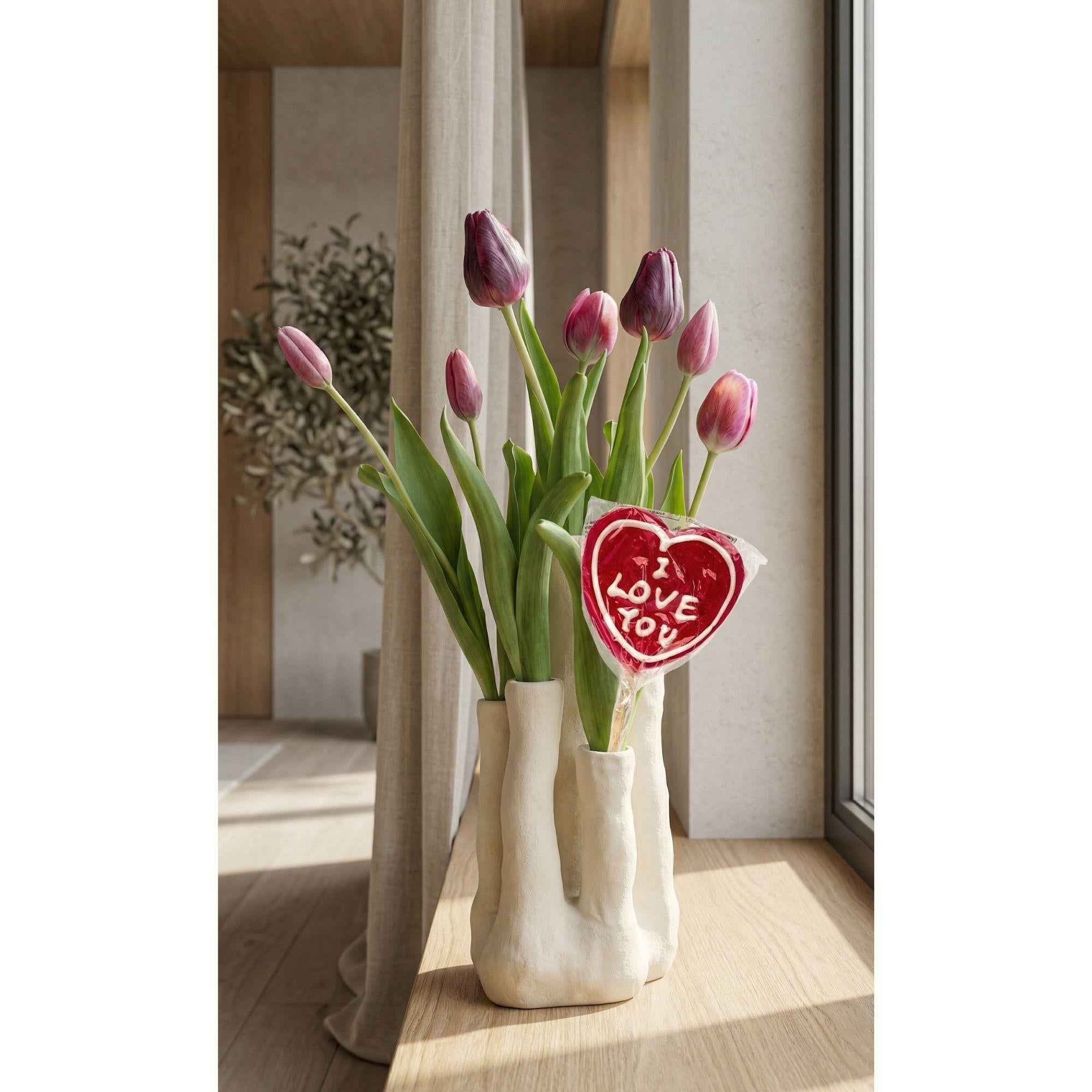 Image of Tulip Touch Kunstblumen Set – Künstliche Tulpen mit Design Mehrfach – Vase – Rot Violett – Keramikvase mit 6 Öffnungen-1