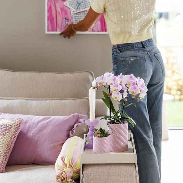Image of Candy Dekotopf – Hoch – Rosa – Ø9cm – Keramik Übertopf – Runde Form – Farbenfrohes Design – Für Zimmerpflanzen & Orchideen-4