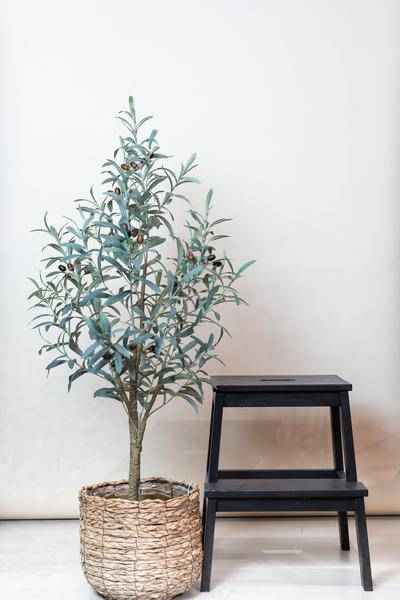 Image of Kunstpflanze Olivenbaum – Olea Europaea – 115cm – künstlicher Baum mit naturgetreuen Blättern & Oliven – Deko-Pflanze für Zimmer & Büro – pflegefrei-1