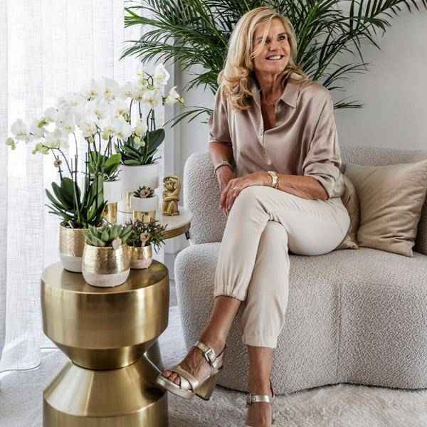 Image of Elite Pflanztopf Gold Ø12cm – glänzender Keramik Übertopf – luxuriöser Blumentopf für Zimmerpflanzen & Kräuter – Topf für Fensterbank, Tisch & Regal-1