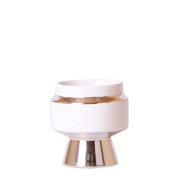 Image of Le Chic Blumentopf Zimmerpflanze Ø6cm mit dekorativem Übertopf – blühende Orchidee für Wohnzimmer, Büro & helle Standorte kaufen-0